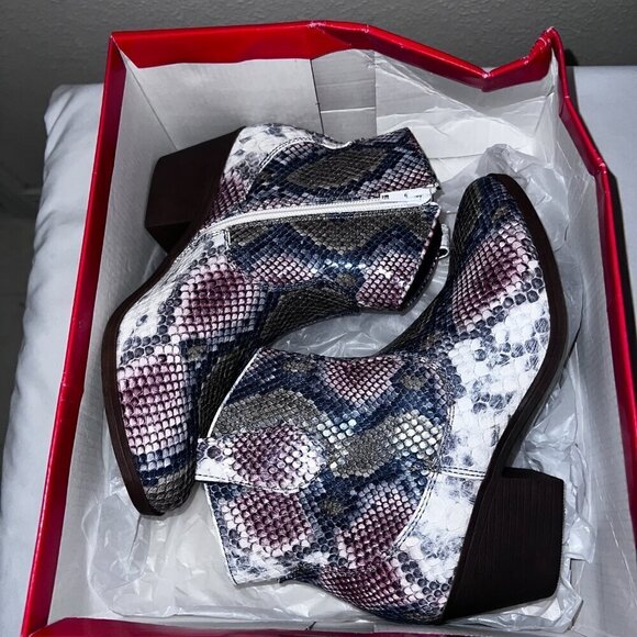 True Craft Multi-Colored Faux Snakeskin Ankle Boots 6M - Picture 7 of 8